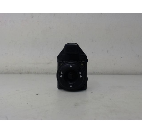 COMMANDE RETROVISSEUR EXT ELECTRIQUE