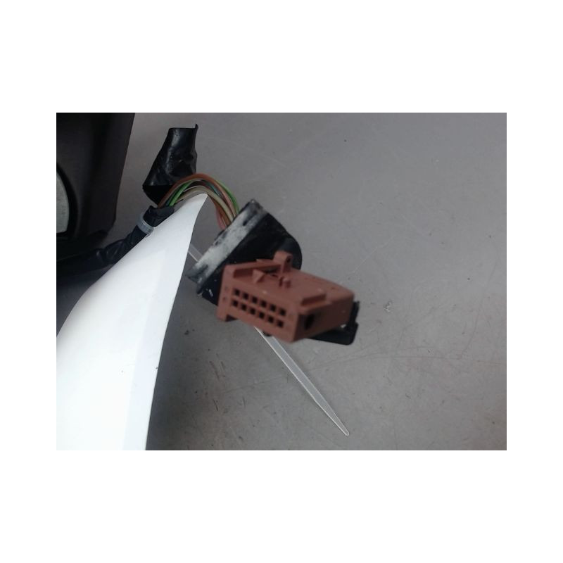 RETROVISEUR EXTERIEUR ELECTRIQUE GAUCHE PEUGEOT 407 BERL. Phase 1 2004-2008