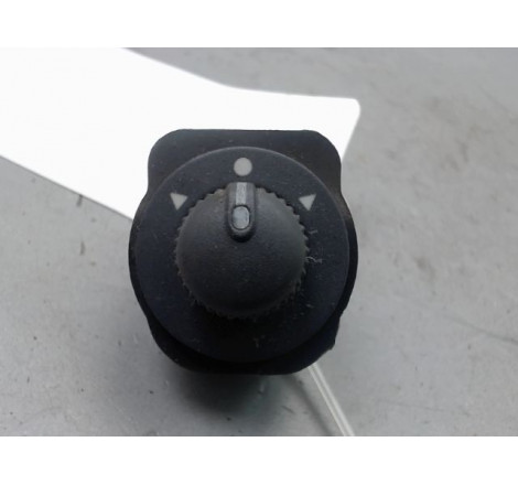 COMMANDE RETROVISSEUR EXT ELECTRIQUE