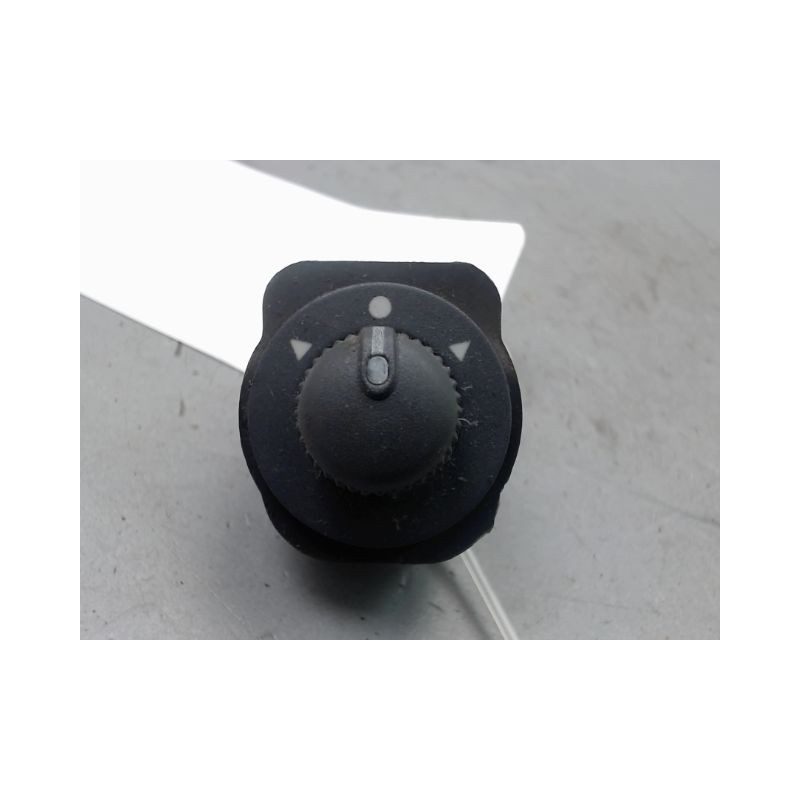 COMMANDE RETROVISSEUR EXTERIEUR ELECTRIQUE PEUGEOT NEMO FG 2008-...