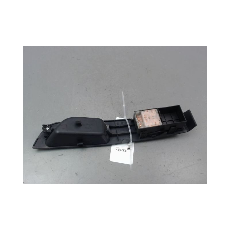 COMMANDE LEVE-GLACE PORTE AVG NISSAN MICRA C+C