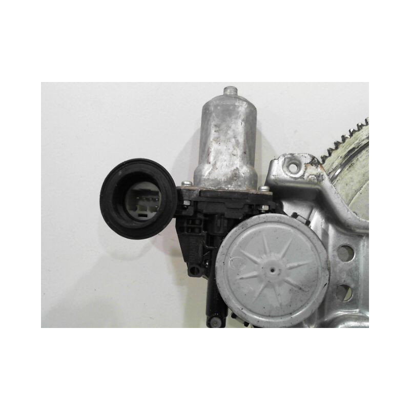 MECANISME+MOTEUR LEVE-GLACE AVANT DROIT SUZUKI SWIFT