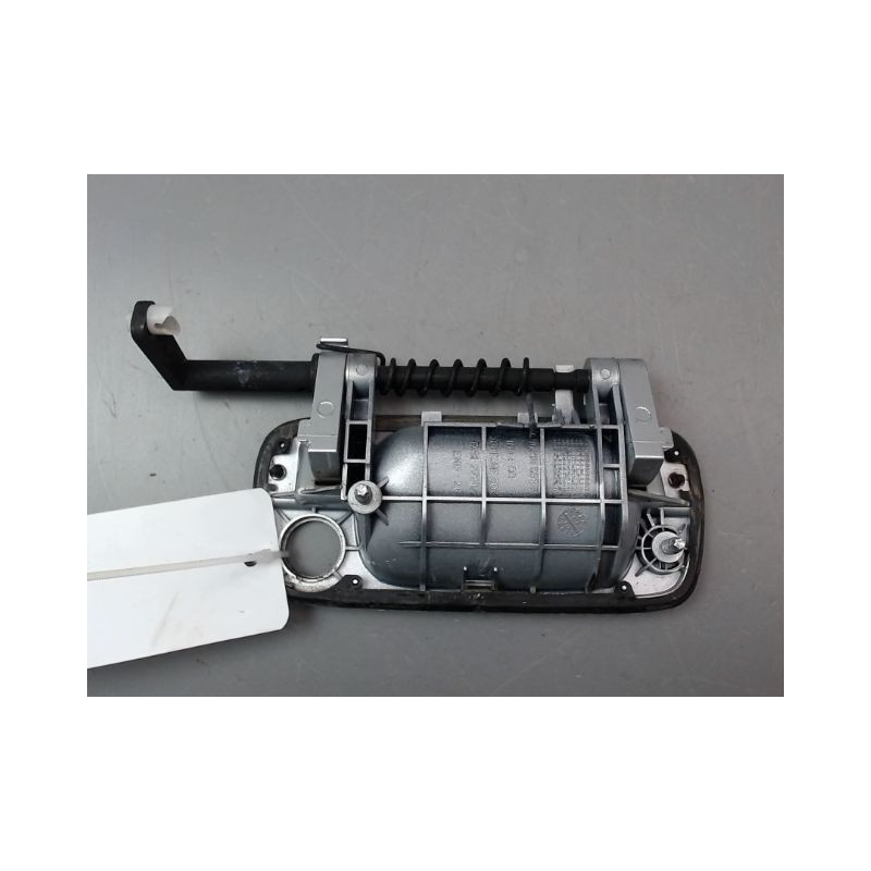 POIGNEE EXTERIEURE PORTE AVANT GAUCHE PEUGEOT 406 BERL. Phase 2 1999-2004