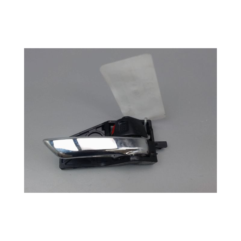 POIGNEE INTERIEURE PORTE AVANT DROIT SUZUKI SWIFT III 2005-2011