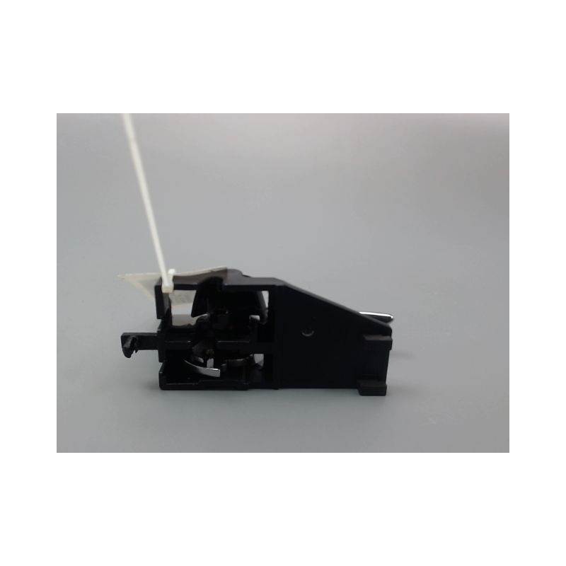 POIGNEE INTERIEURE PORTE AVANT DROIT SUZUKI SWIFT III 2005-2011