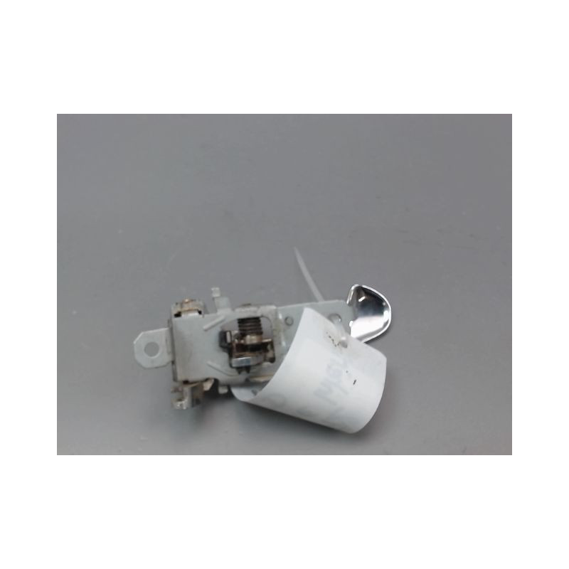 POIGNEE INTERIEURE PORTE AVANT DROIT MITSUBISHI L 200 DOUBLE CABINE