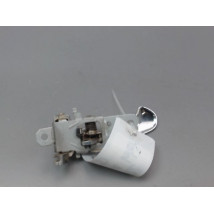 POIGNEE INTERIEURE PORTE AVANT DROIT MITSUBISHI L 200 DOUBLE CABINE