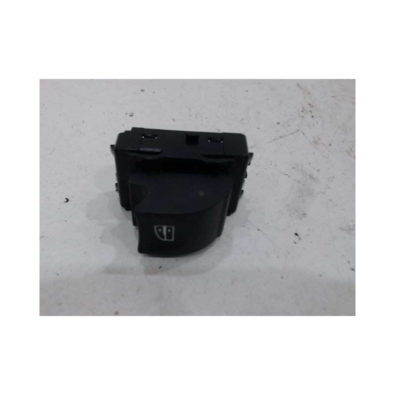 COMMANDE LEVE-GLACE PORTE AVD RENAULT SCENIC III