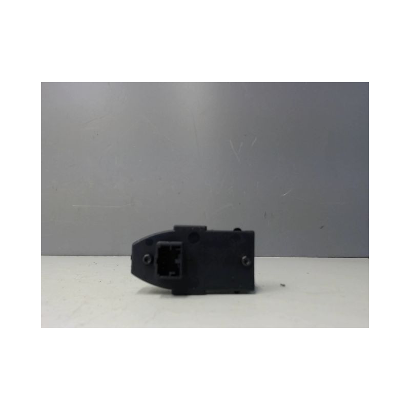 COMMANDE LEVE-GLACE PORTE ARD ALFA ROMEO GIULIETTA