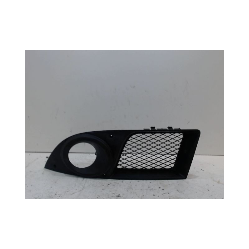 GRILLE GAUCHE PARE-CHOC AVANT FIAT DOBLO