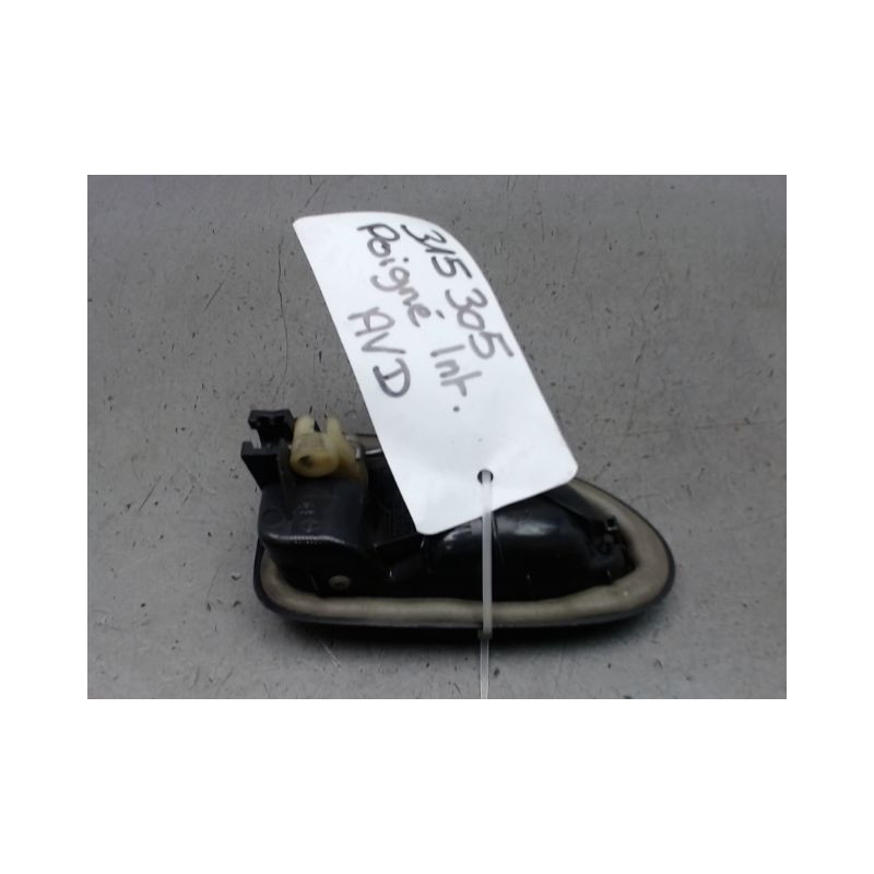 POIGNEE INTERIEURE PORTE AVANT DROIT OPEL VIVARO C1 F2700 4P