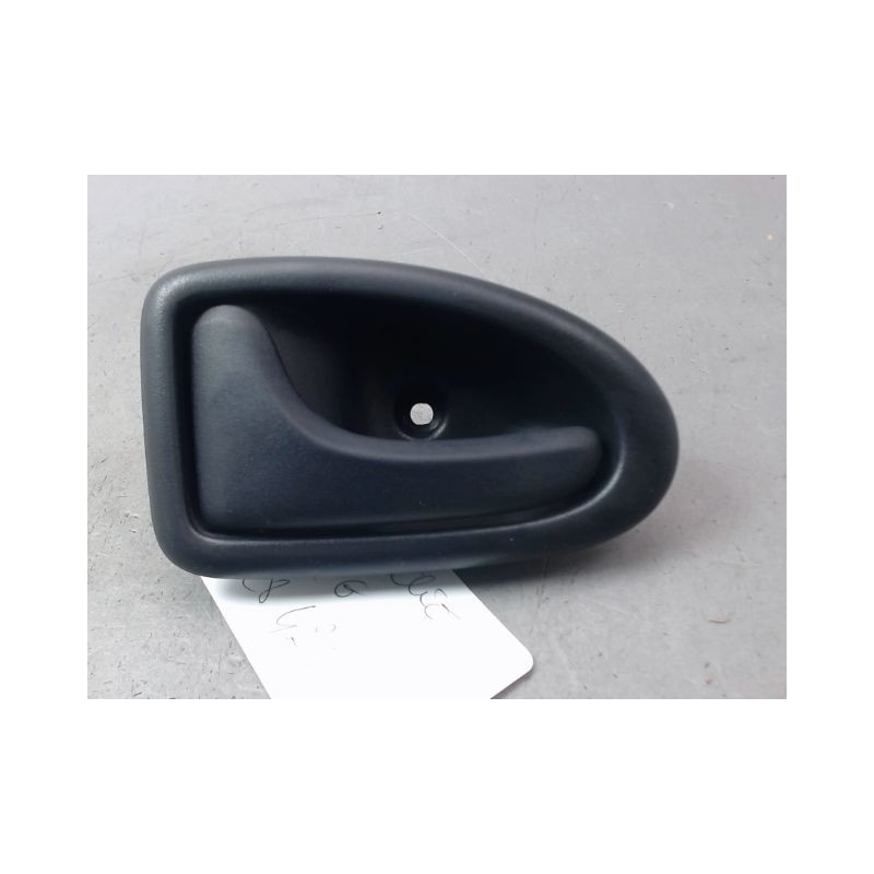 POIGNEE INTERIEURE PORTE ARRIERE GAUCHE RENAULT CLIO II Phase 2 2001-2006