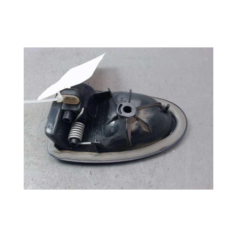 POIGNEE INTERIEURE PORTE ARRIERE GAUCHE RENAULT CLIO II Phase 2 2001-2006