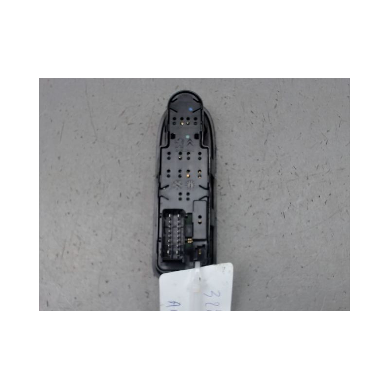 COMMANDE LEVE-GLACE PORTE AVG CITROEN C3 II Phase 1 (A51) 2009-2013