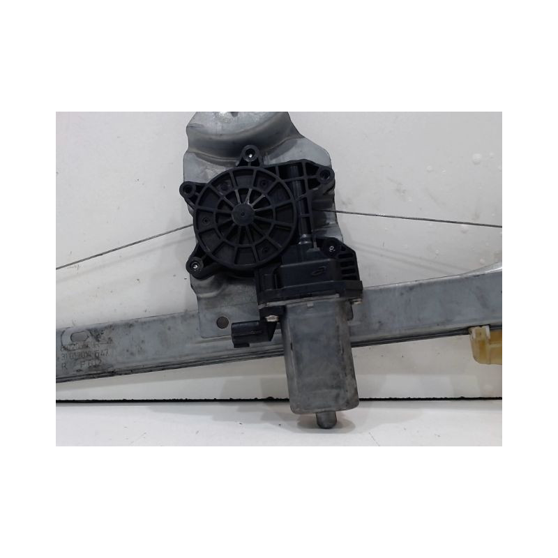 MECANISME+MOTEUR LEVE-GLACE AVANT DROIT RENAULT CLIO