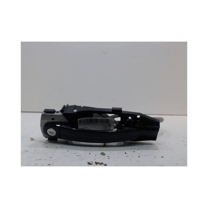 POIGNEE EXTERIEURE PORTE AVANT GAUCHE VOLKSWAGEN POLO