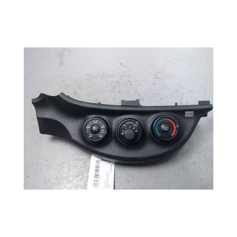 COMMANDE DE CHAUFFAGE TOYOTA YARIS