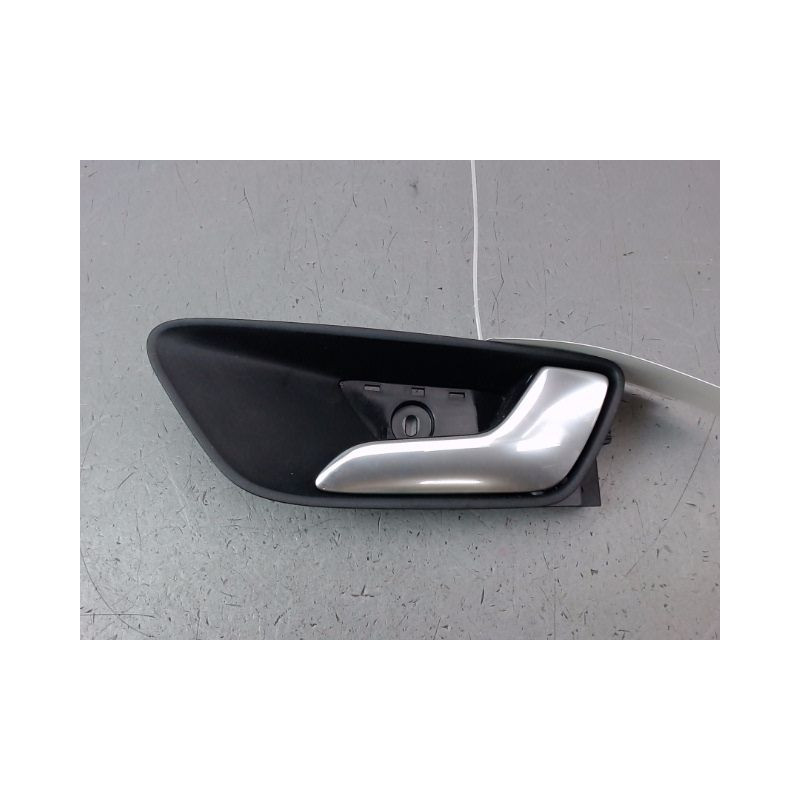 POIGNEE INTERIEURE PORTE AVANT DROIT FORD FIESTA VI Phase 2 2005-2008