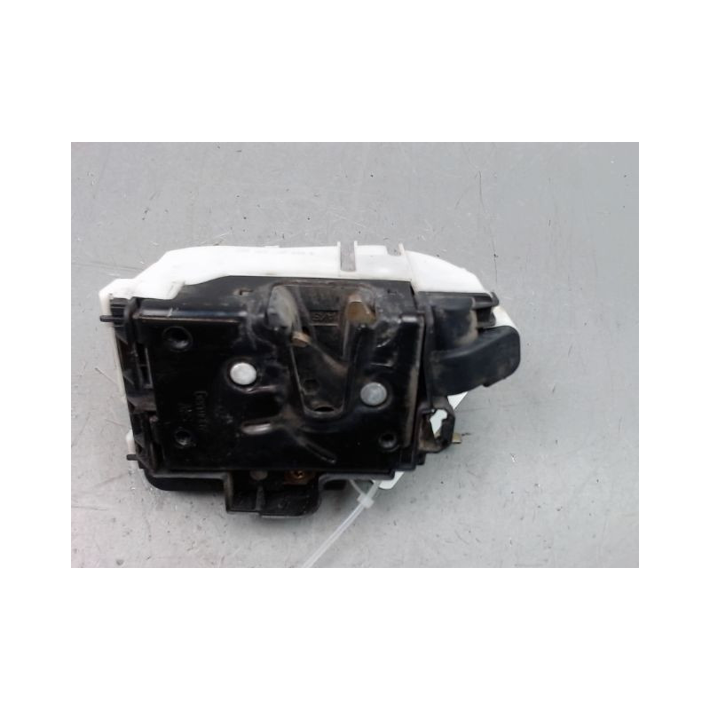 SYSTEME CONDAMNATION AVANT DROIT VOLKSWAGEN POLO III Phase 2 (6N) 1999-2001