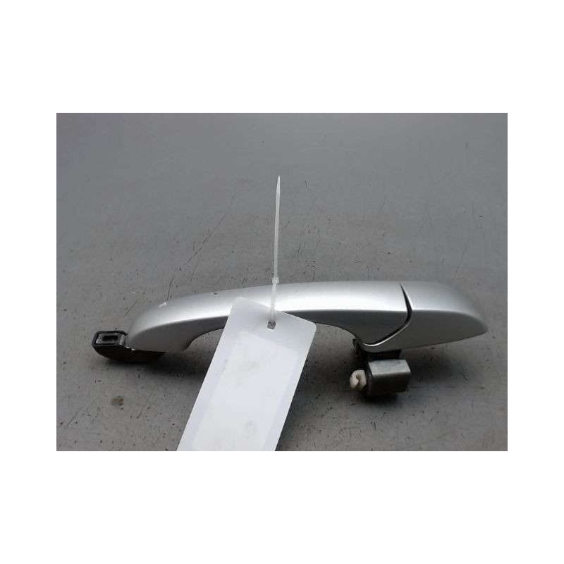 POIGNEE EXTERIEURE PORTE AVANT DROIT DODGE JOURNEY MONOSP. 2008-...