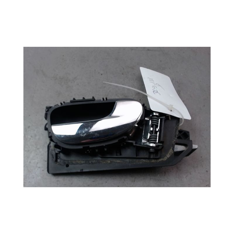 POIGNEE INTERIEURE PORTE AVANT DROIT PEUGEOT 307 CC 2P Phase 2 2005-2008