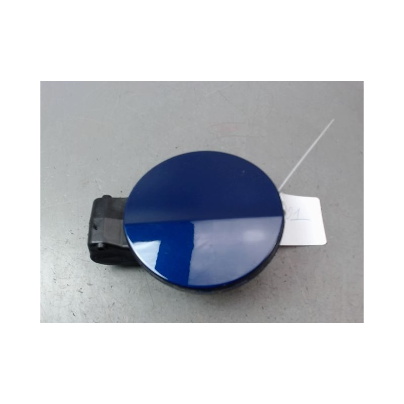 VOLET DE TRAPPE CARBURANT VOLKSWAGEN PASSAT BERL. V 2005-2010