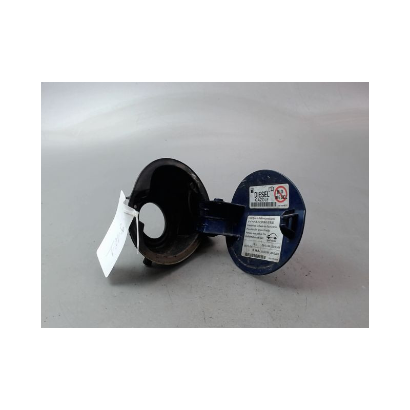 VOLET DE TRAPPE CARBURANT VOLKSWAGEN PASSAT BERL. V 2005-2010