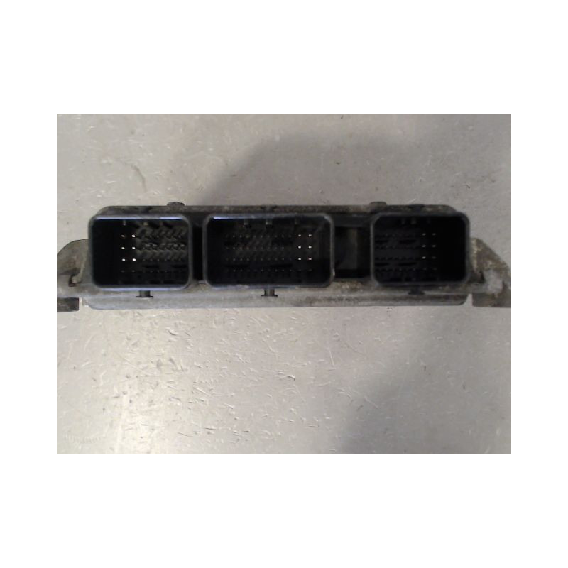 CALCULATEUR MOTEUR PEUGEOT 107
