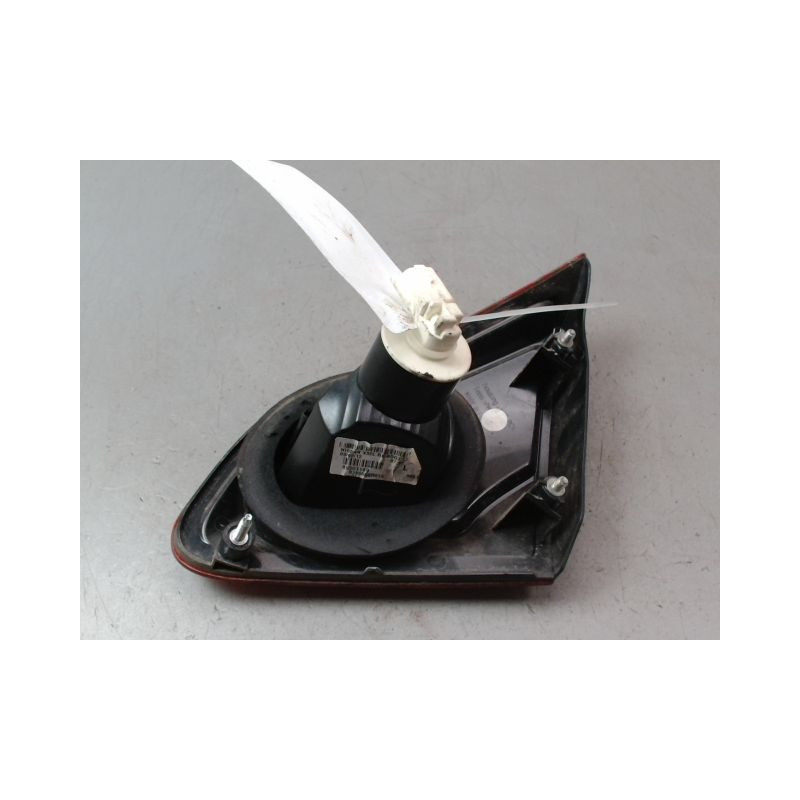 FEU ARRIERE INTERIEUR GAUCHE NISSAN QASHQAI +2 I Phase 2 LONG 2010-2014