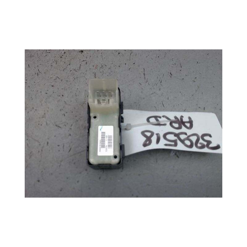 COMMANDE LEVE-GLACE PORTE ARD CHRYSLER 300 C