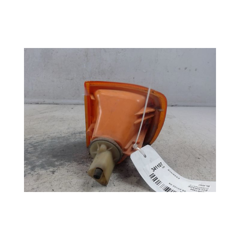 CLIGNOTANT DROIT FORD FIESTA 83-89