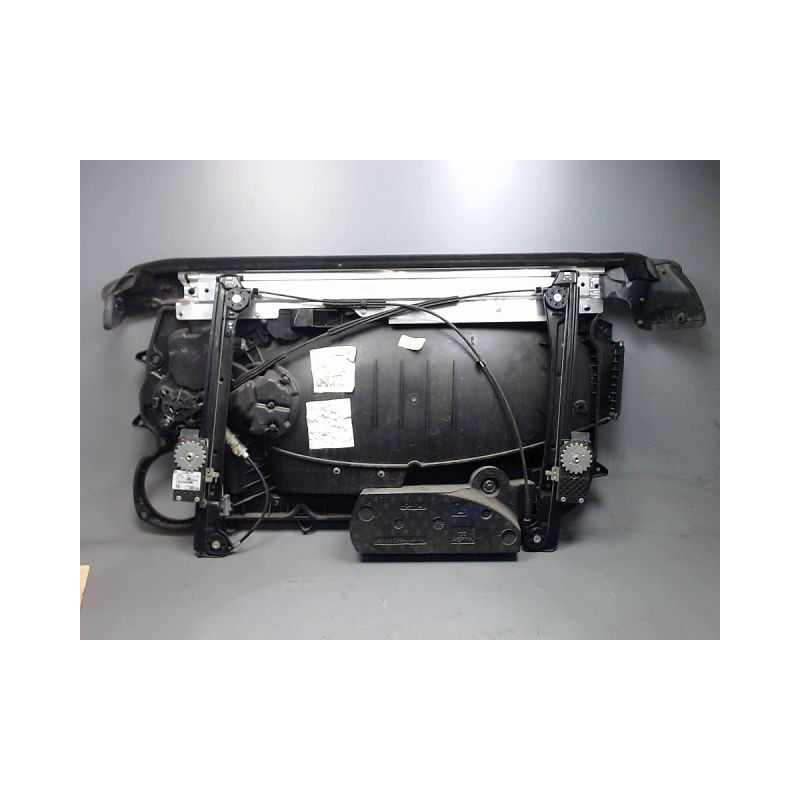 MECANISME+MOTEUR LEVE-GLACE AVANT GAUCHE MINI MINI 2006-