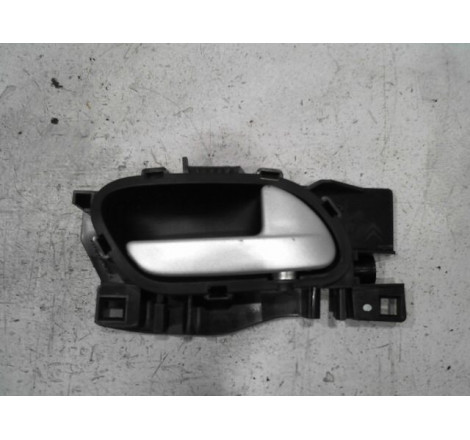 POIGNEE INTERIEURE PORTE AVANT DROIT PEUGEOT 207 2006-2013