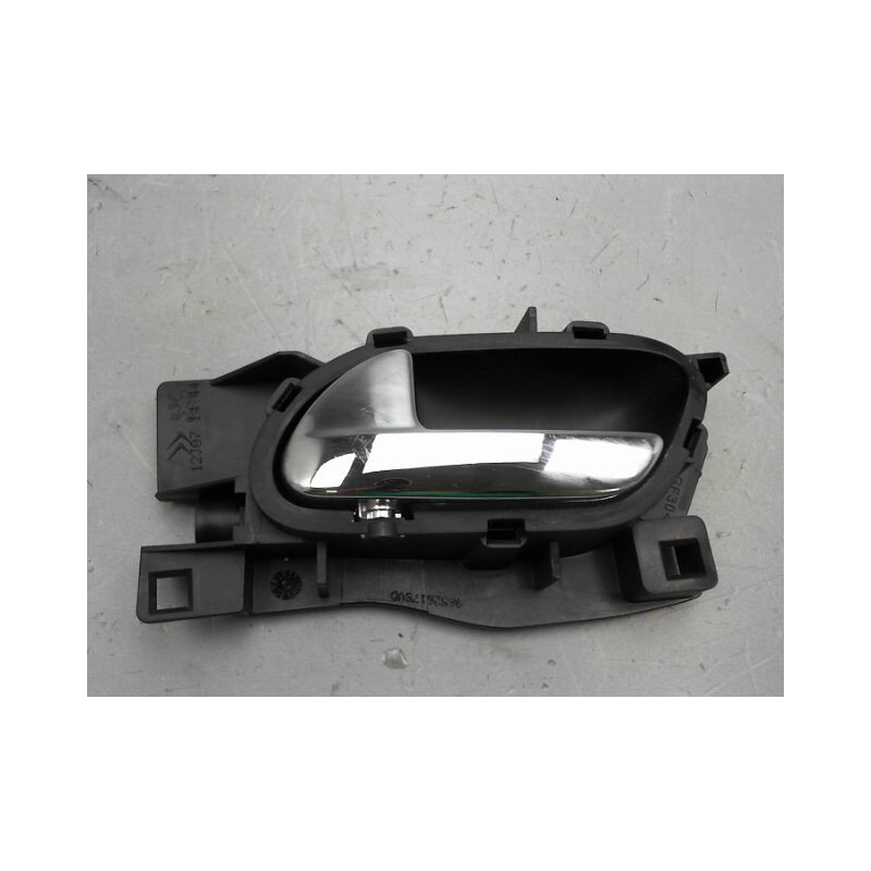 POIGNEE INTERIEURE PORTE AVANT GAUCHE PEUGEOT 407 BERL. Phase 1 2004-2008