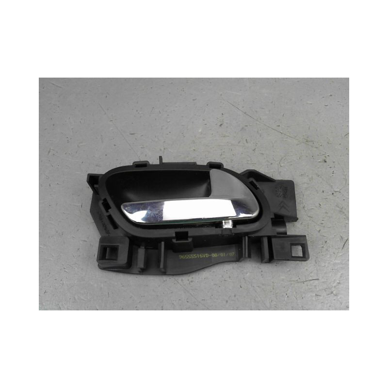POIGNEE INTERIEURE PORTE AVANT GAUCHE PEUGEOT 207