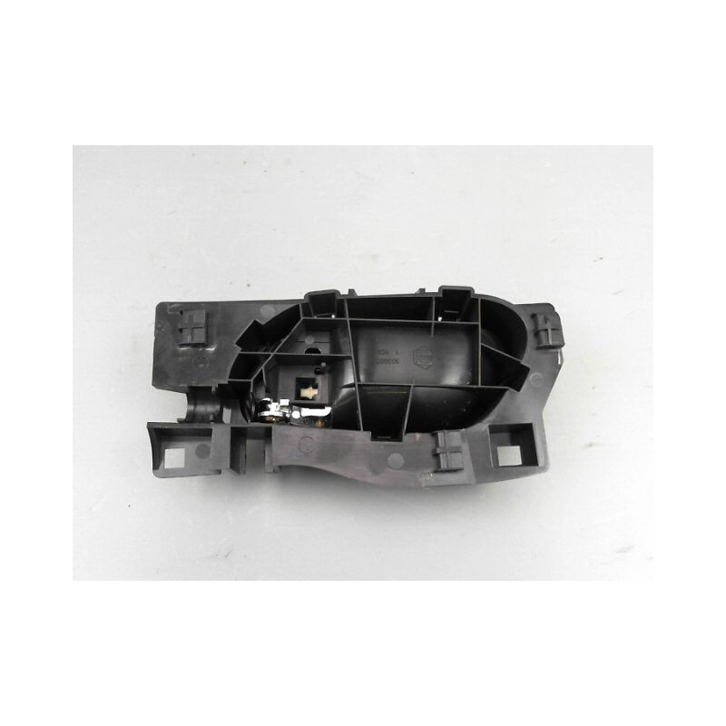 POIGNEE INTERIEURE PORTE AVANT DROIT PEUGEOT 207 2006-2013