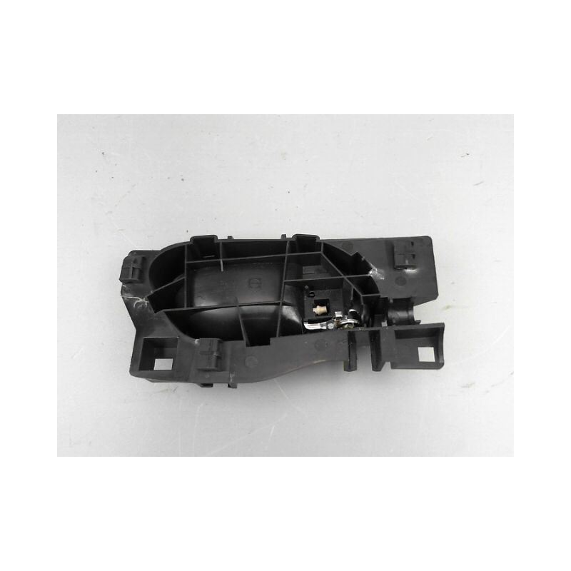 POIGNEE INTERIEURE PORTE AVANT GAUCHE PEUGEOT 207 2006-2013