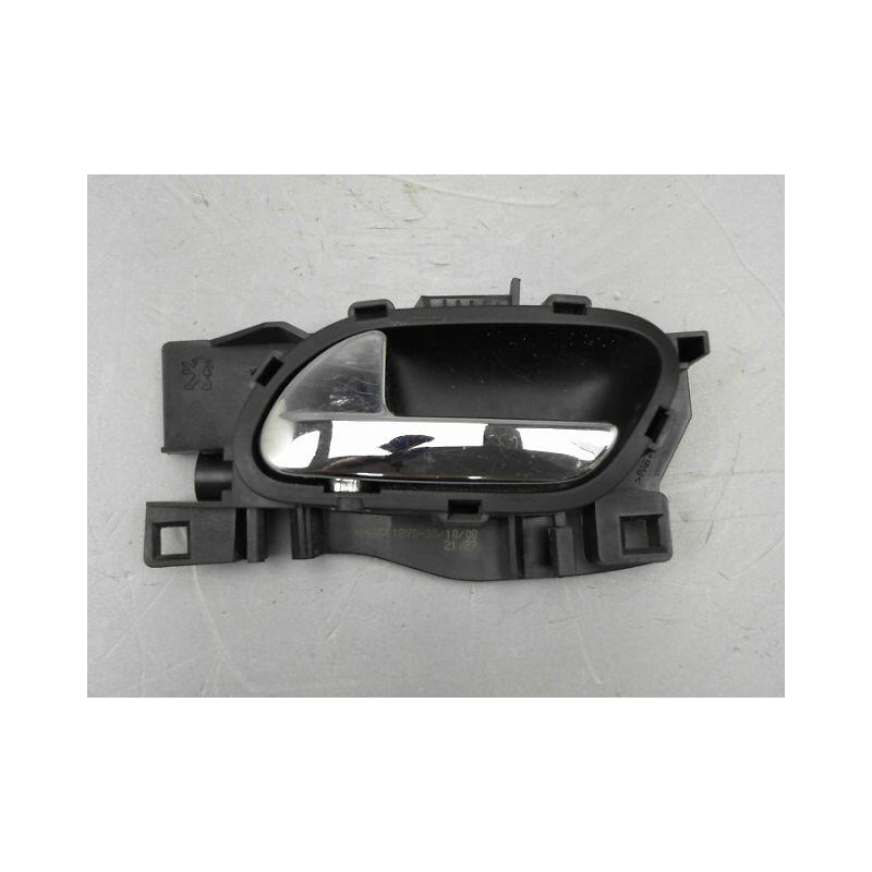 POIGNEE INTERIEURE PORTE AVANT GAUCHE PEUGEOT 207 2006-2013