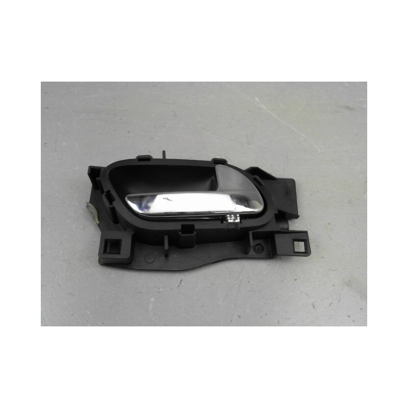 POIGNEE INTERIEURE PORTE AVANT DROIT PEUGEOT 407 BERL. Phase 2 2008-2011