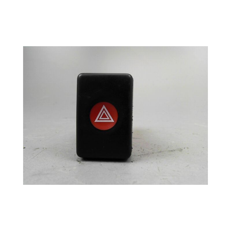 BOUTON DE WARNING FORD FOCUS C-MAX 03-07