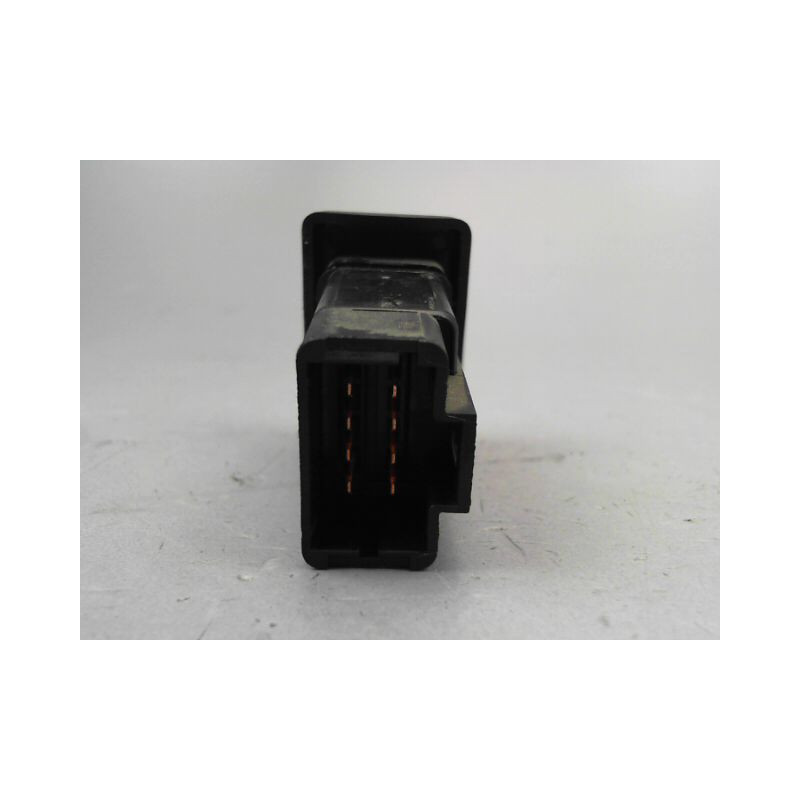 BOUTON DE WARNING FORD FOCUS C-MAX 03-07