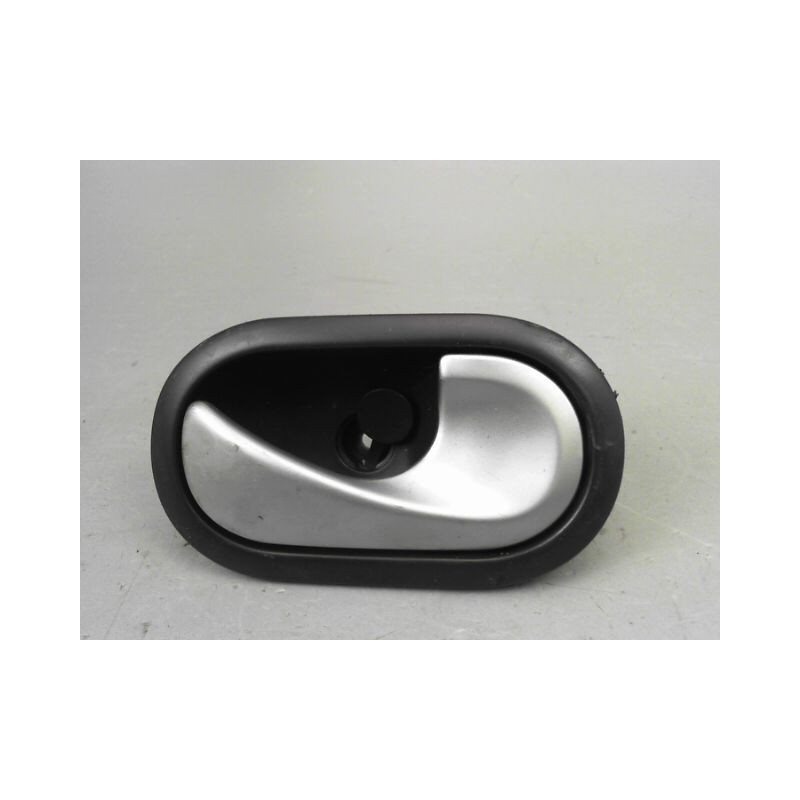 POIGNEE INTERIEURE PORTE AVANT DROIT RENAULT TWINGO II Phase 1 2007-2011