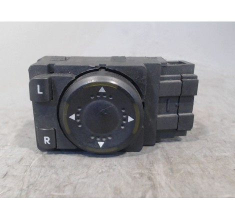 COMMANDE RETROVISSEUR EXT ELECTRIQUE