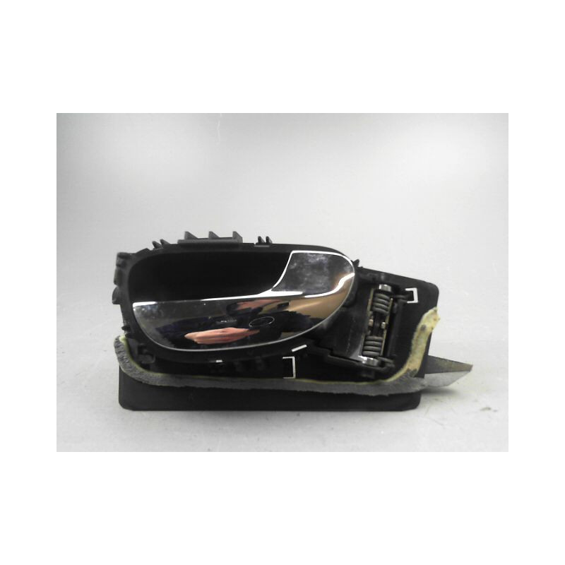POIGNEE INTERIEURE PORTE AVANT DROIT PEUGEOT 307 Phase 1 2001-2005