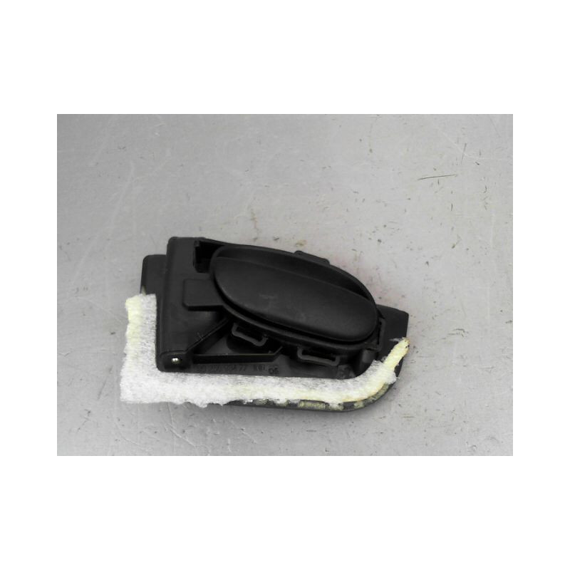 POIGNEE INTERIEURE PORTE AVANT GAUCHE PEUGEOT 206 1998-2009