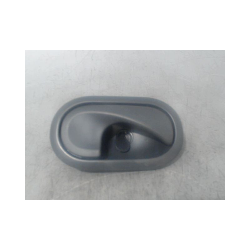 POIGNEE INTERIEURE PORTE AVANT DROIT RENAULT TWINGO 2 2010-
