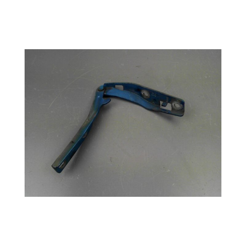 COMPAS DROIT CAPOT IVECO 35C14