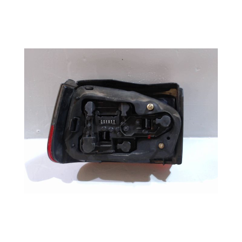 FEU ARRIERE DROIT SEAT IBIZA 96-99