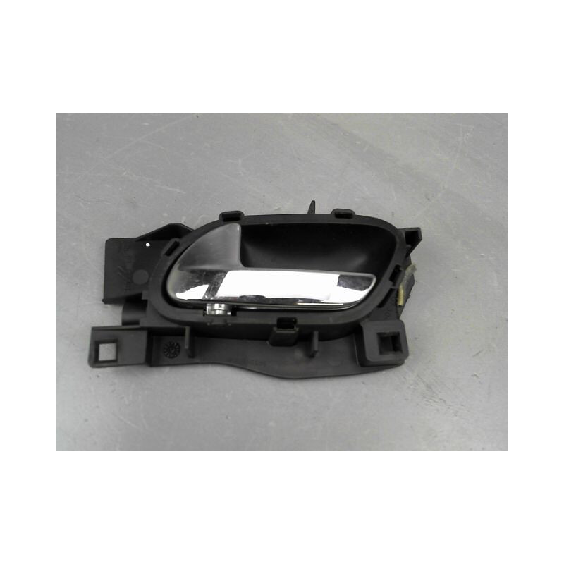 POIGNEE INTERIEURE PORTE AVANT GAUCHE PEUGEOT 407 BERL. Phase 1 2004-2008