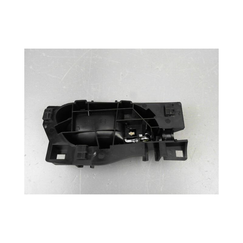 POIGNEE INTERIEURE PORTE AVANT GAUCHE PEUGEOT 207 2006-2013